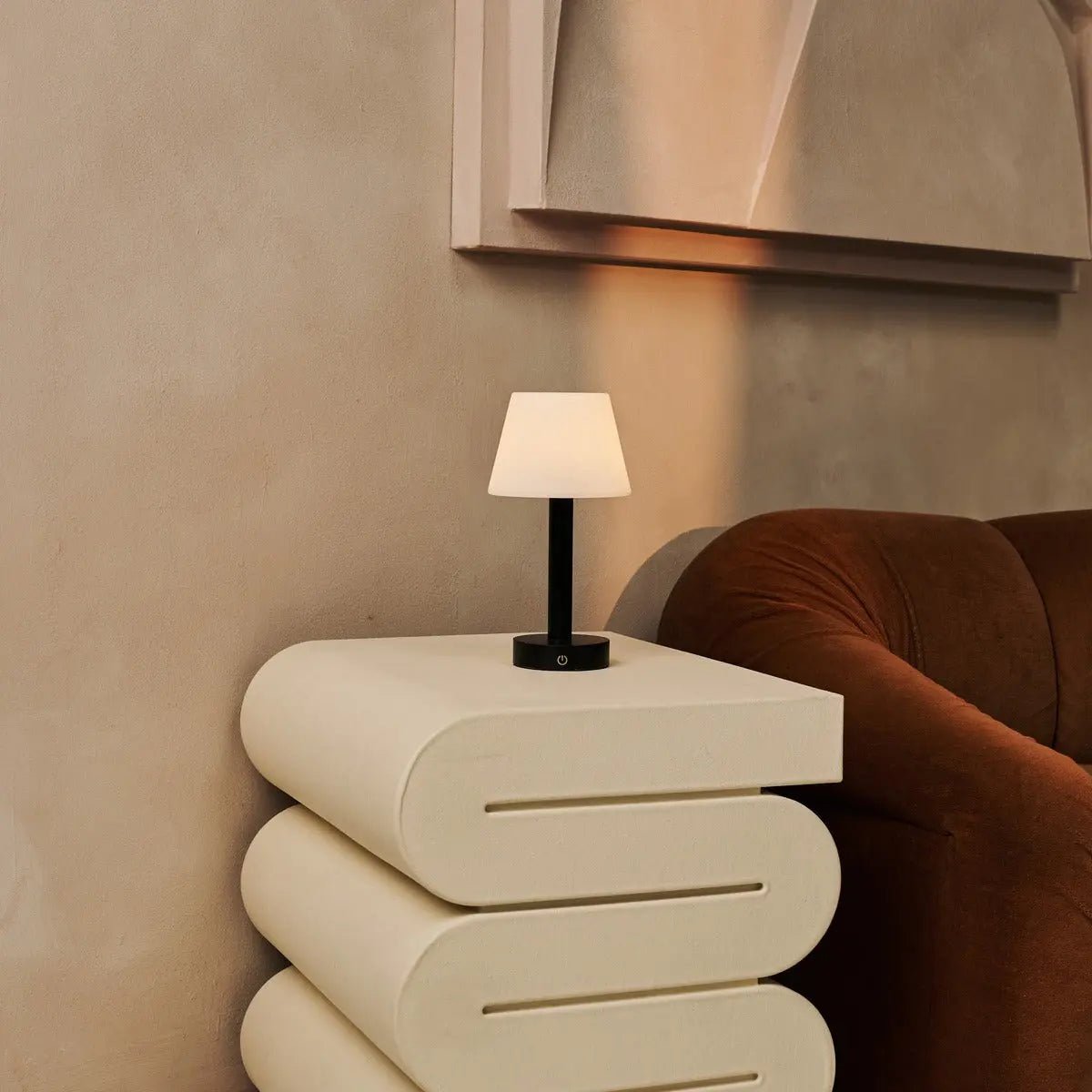 Zoë Zwarte Houten Oplaadbare Tafellamp | Dimbaar en draagbaar | Batterijduur van 80 uur - Afbeelding 5