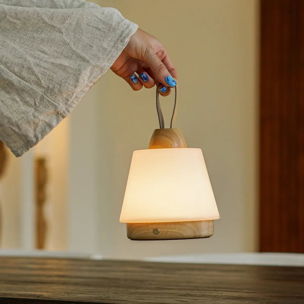 Liv lichtbruine oplaadbare lamp - Afbeelding 2