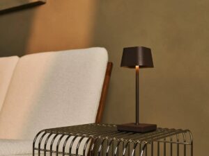 Sarphati Mini Mocha Bruin Draadloze tafellamp - Draadloos oplaadbaar via laadstation, dimbare lamp en 3 lichtmodi