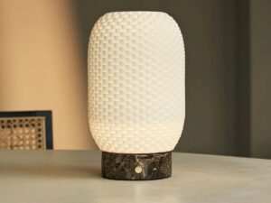Aurora marmeren draadloze tafellamp in 3D-geprinte porselein-oplaadbaar, dimbaar en tot 100 uur licht