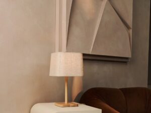Marley houten lamp met beige schaduw - stijlvolle en biologische woningverlichting