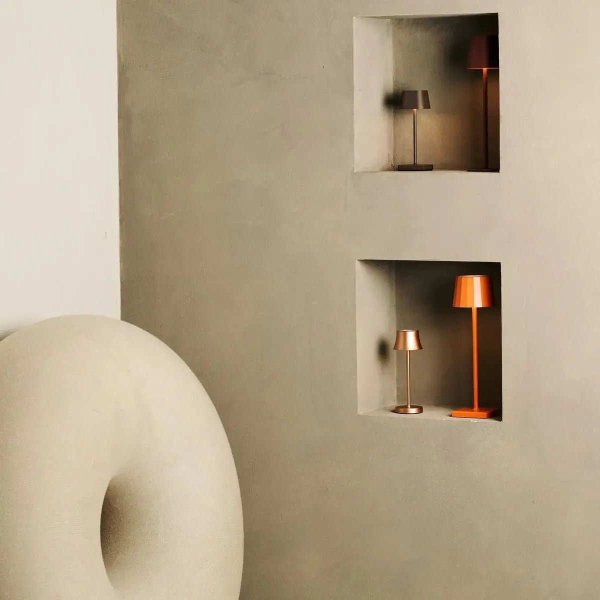 Sarphati Mini Mocha Bruin Draadloze tafellamp - Draadloos oplaadbaar via laadstation, dimbare lamp en 3 lichtmodi - Afbeelding 15