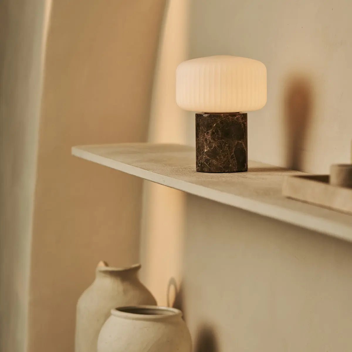 Renoir Brown / Emperador Dark - Marmeren oplaadbare tafellamp - Draadloos, USB -oplaadbaar en tot 100 uur verlichting - Afbeelding 11