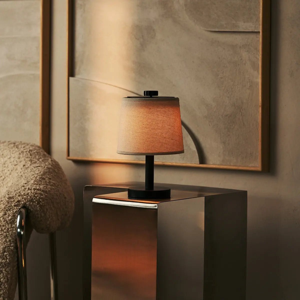 Rover zwarte houten lamp - oplaadbare, draadloze en dimbare schaduw