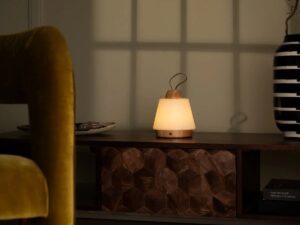 Liv lichtbruine oplaadbare lamp