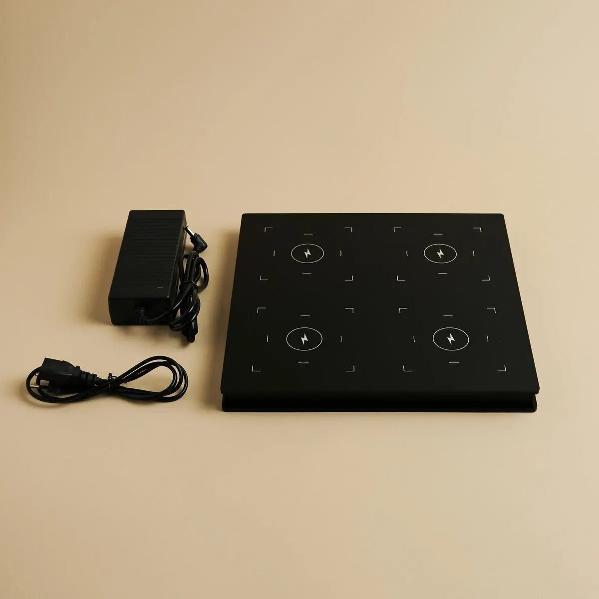 Combi Set Professional-4 X Wouter Mocha Brown Oplaadbare tafellampen & 1 x Amstel Wireless Laying Station met Qi-Technology - Afbeelding 3