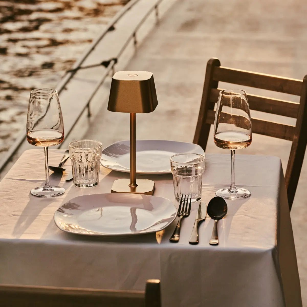 Ava Goud Oplaadbare Tafellamp - Afbeelding 8