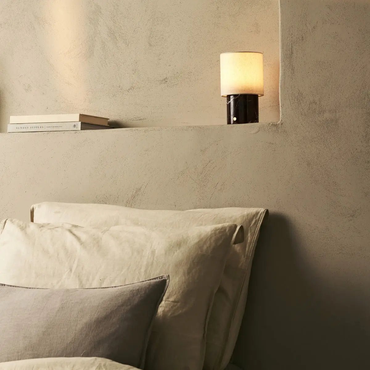 Onoda Black / Nero Marquina - Marmeren oplaadbare tafellamp - met linnen verwisselbare lampenkap en oplaadbaar ontwerp - Afbeelding 2