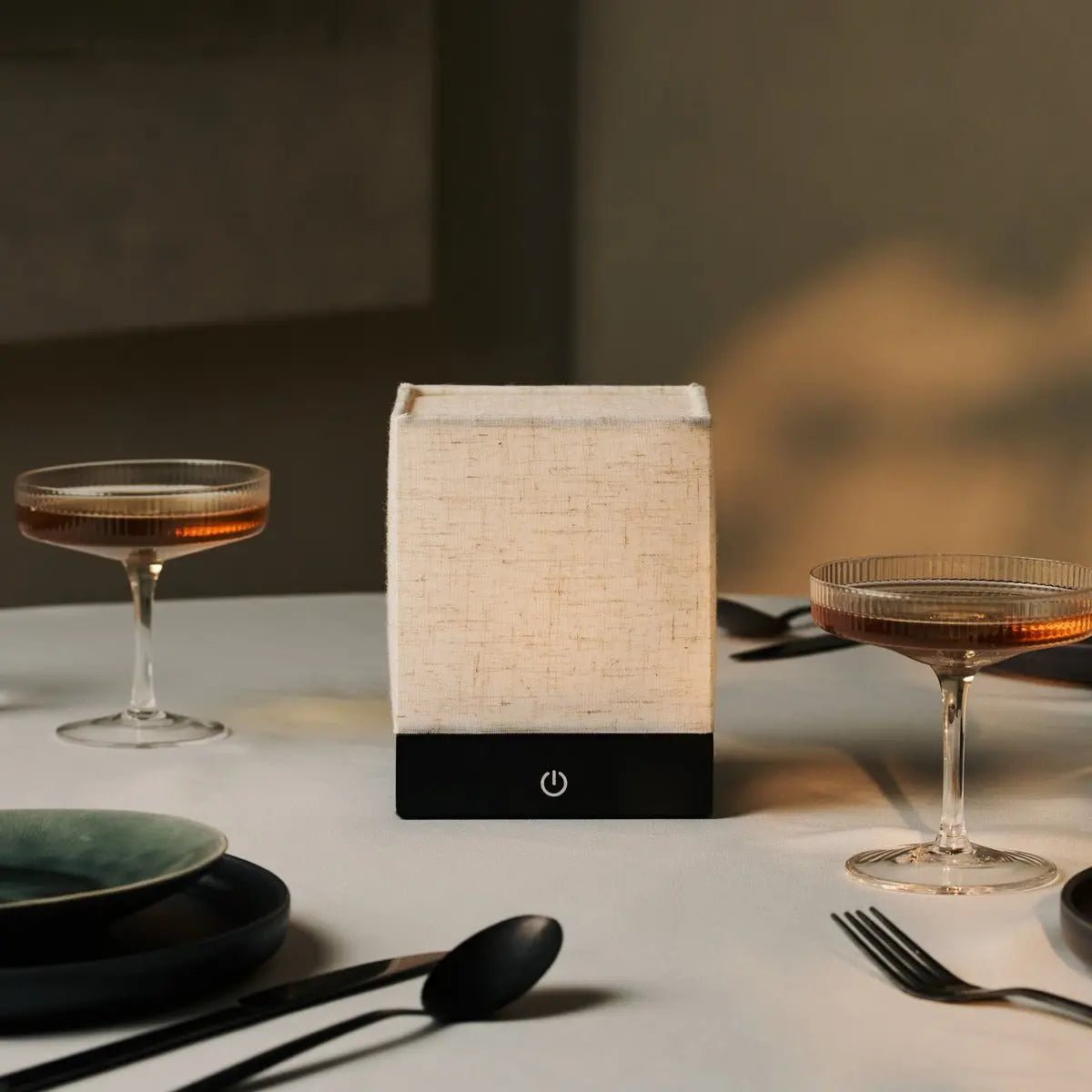 Zano Black Wireless Lamp met hout en linnen - Moodverlichting, LED -tafellamp met batterij - Afbeelding 7