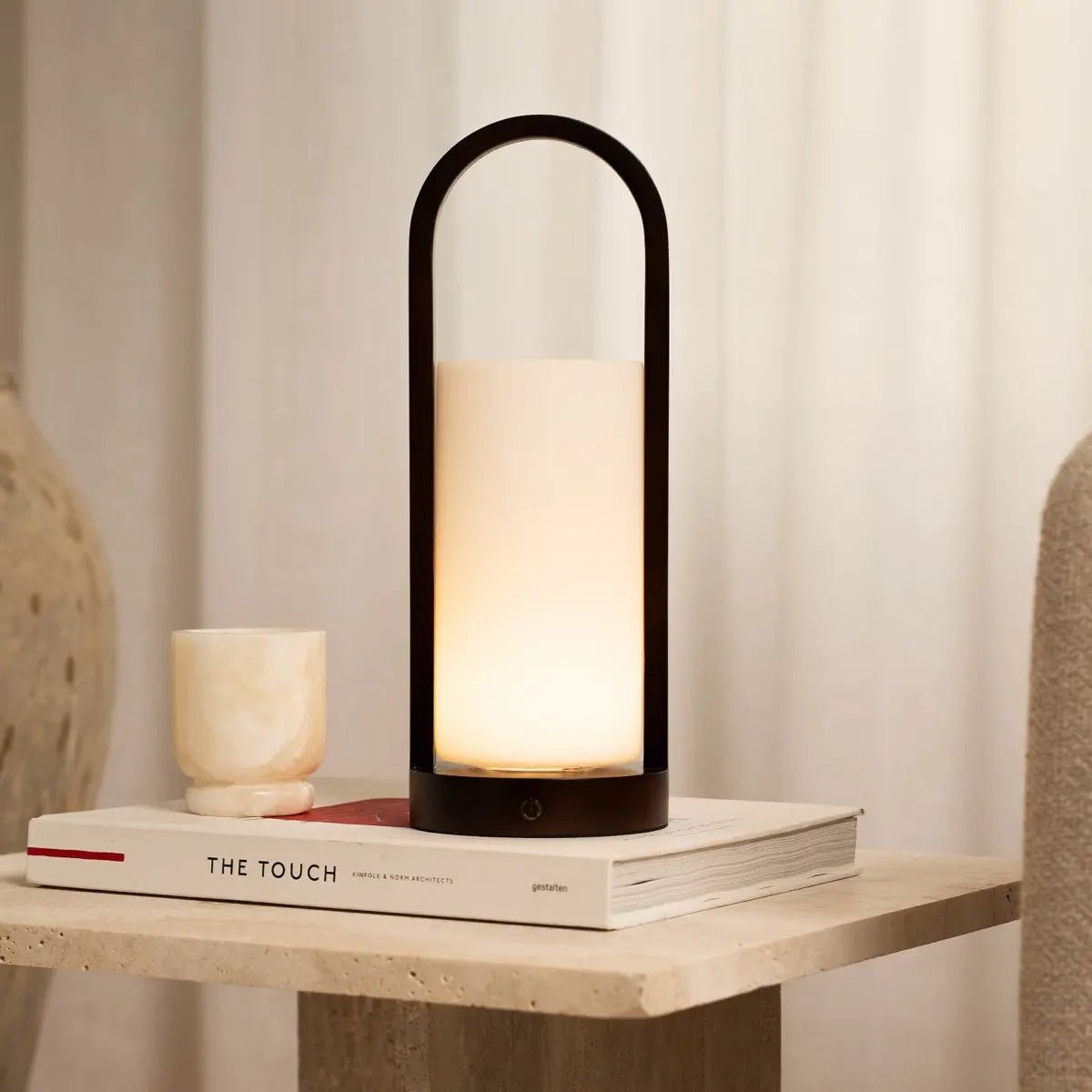 Evie Donkerbruine Oplaadbare Houten Tafellamp – Dimbaar & Snoerloos - Afbeelding 3