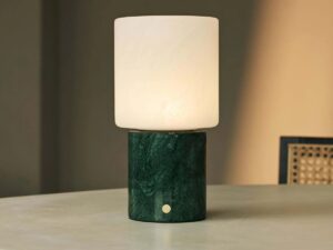 Cuyp Green / Verde Alpi - Marmeren oplaadbare tafellamp - Draadloos, USB -oplaadbaar en maximaal 100 uur runtime