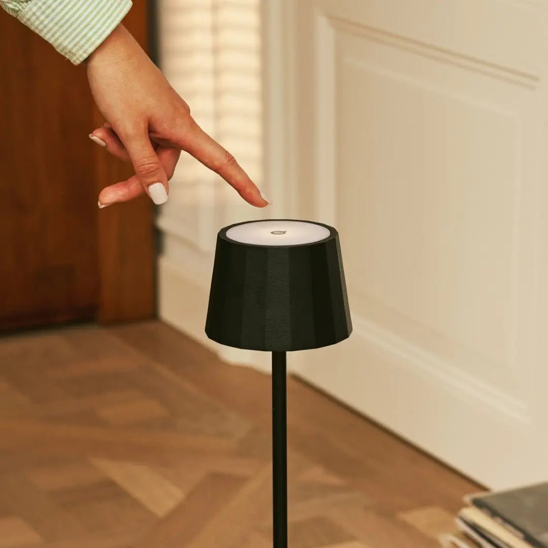 William Black oplaadbare ijzeren tafellamp – 120 uur batterij, dimbaar, opladen via USB-C - Afbeelding 8