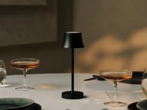 De pijp mini middernacht zwart oplaadbare tafellamp - draadloos opladen, dimbable lamp en 3 lichte kleuren