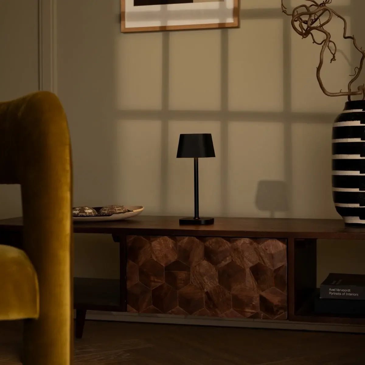 Ava Zwarte Oplaadbare Tafellamp | Slanke draadloze verlichtingsoplossing - Afbeelding 7