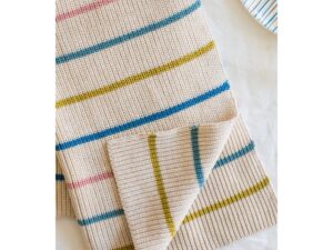 Nelly gebreide handdoek, streep