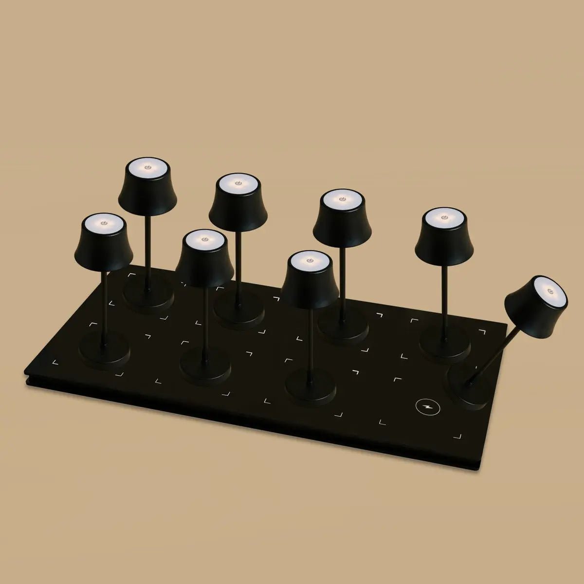 Combi Set Professional-8 X de Pijp Mini Midnight Black oplaadbare tafellampen & 1 x Central Station draadloos laadstation met Qi-Technology - Afbeelding 8