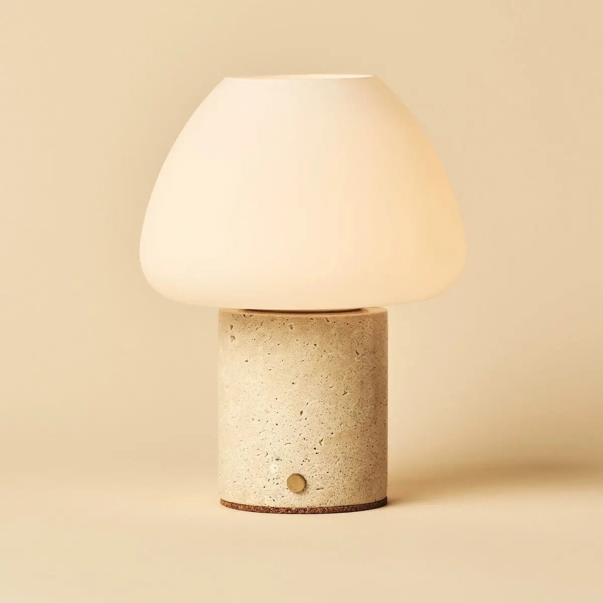OSTADE Beige / Travertino Classico - Unieke travertine oplaadbare tafellamp met 3 lichte kleuren en dimfunctie - Afbeelding 11