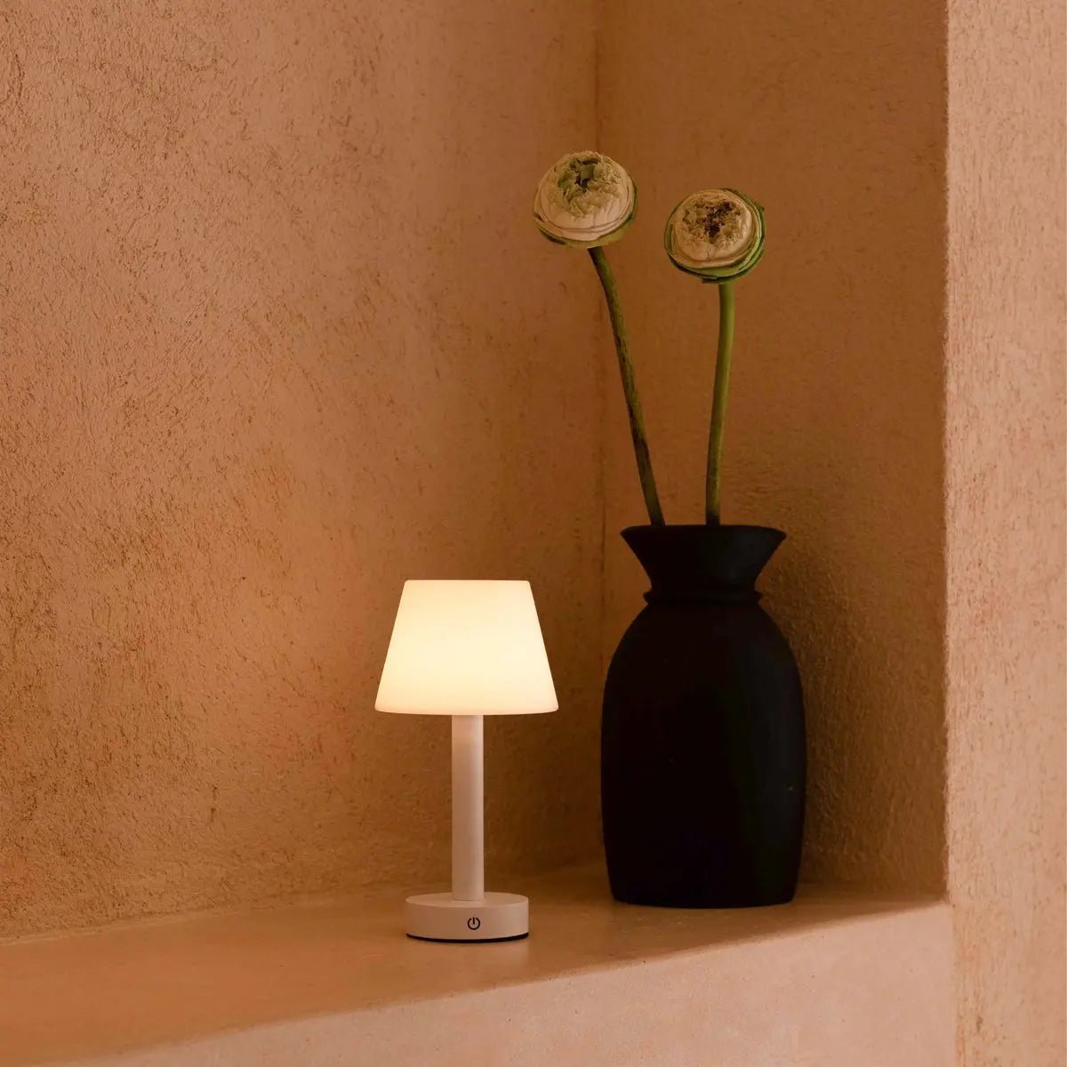 Zoë Witte Houten Oplaadbare Tafellamp | Draadloos, dimbaar, USB-C, batterij met een levensduur van 80 uur - Afbeelding 8