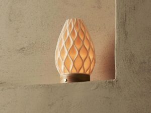 Vela lichtbruine draadloze tafellamp in 3D-geprinte porselein-oplaadbaar, dimbaar en tot 100 uur licht