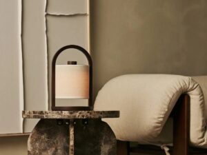 River Donkerbruine Draadloze Houten Lamp – Oplaadbaar & Dimbaar