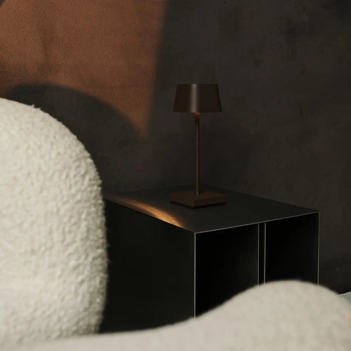 Sarphati Mini Mocha Bruin Draadloze tafellamp - Draadloos oplaadbaar via laadstation, dimbare lamp en 3 lichtmodi - Afbeelding 17