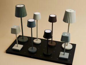 Central Station Professional Wireless Laying Station met 8 oplaadpoort-eenvoudig en functioneel met Q1-Technology