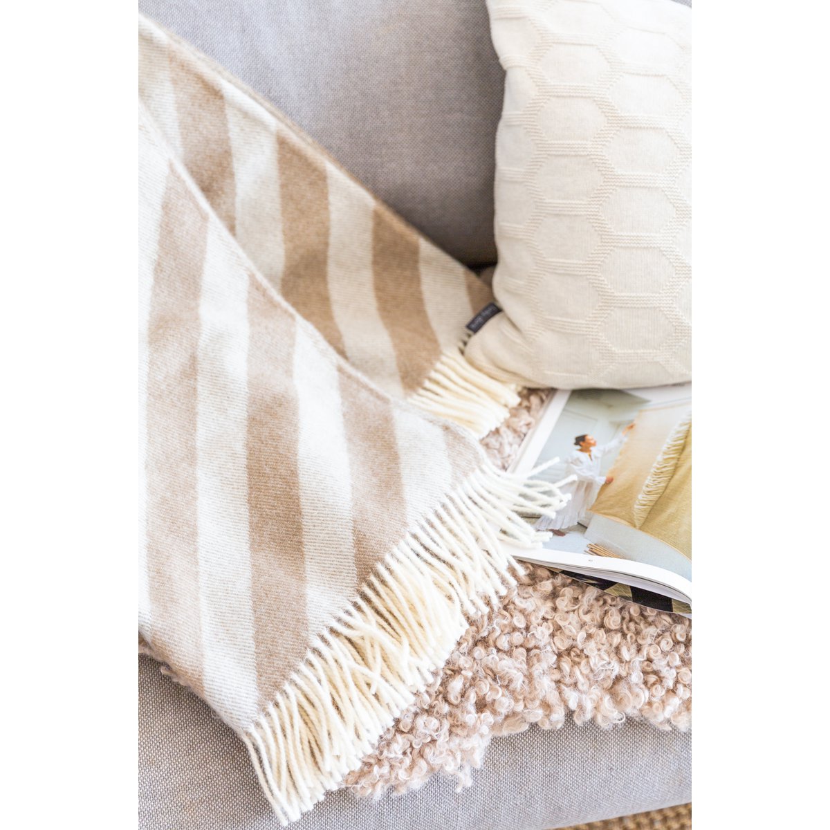 Filip Deken Beige Zachte Lichtgewicht Noorse Wollen Deken - Afbeelding 3