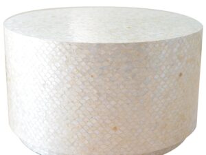 Parelwitte salontafel 76x76x44cm