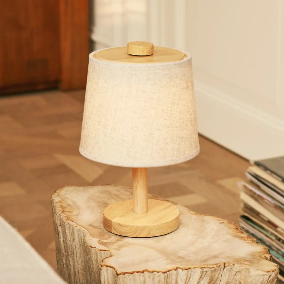 Rover Lichtbruine Houten Oplaadbare Lamp | Snoerloos, dimbaar met stoffen kap - Afbeelding 15