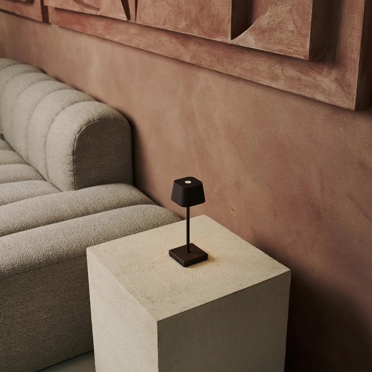 Sarphati Mini Mocha Bruin Draadloze tafellamp - Draadloos oplaadbaar via laadstation, dimbare lamp en 3 lichtmodi - Afbeelding 10