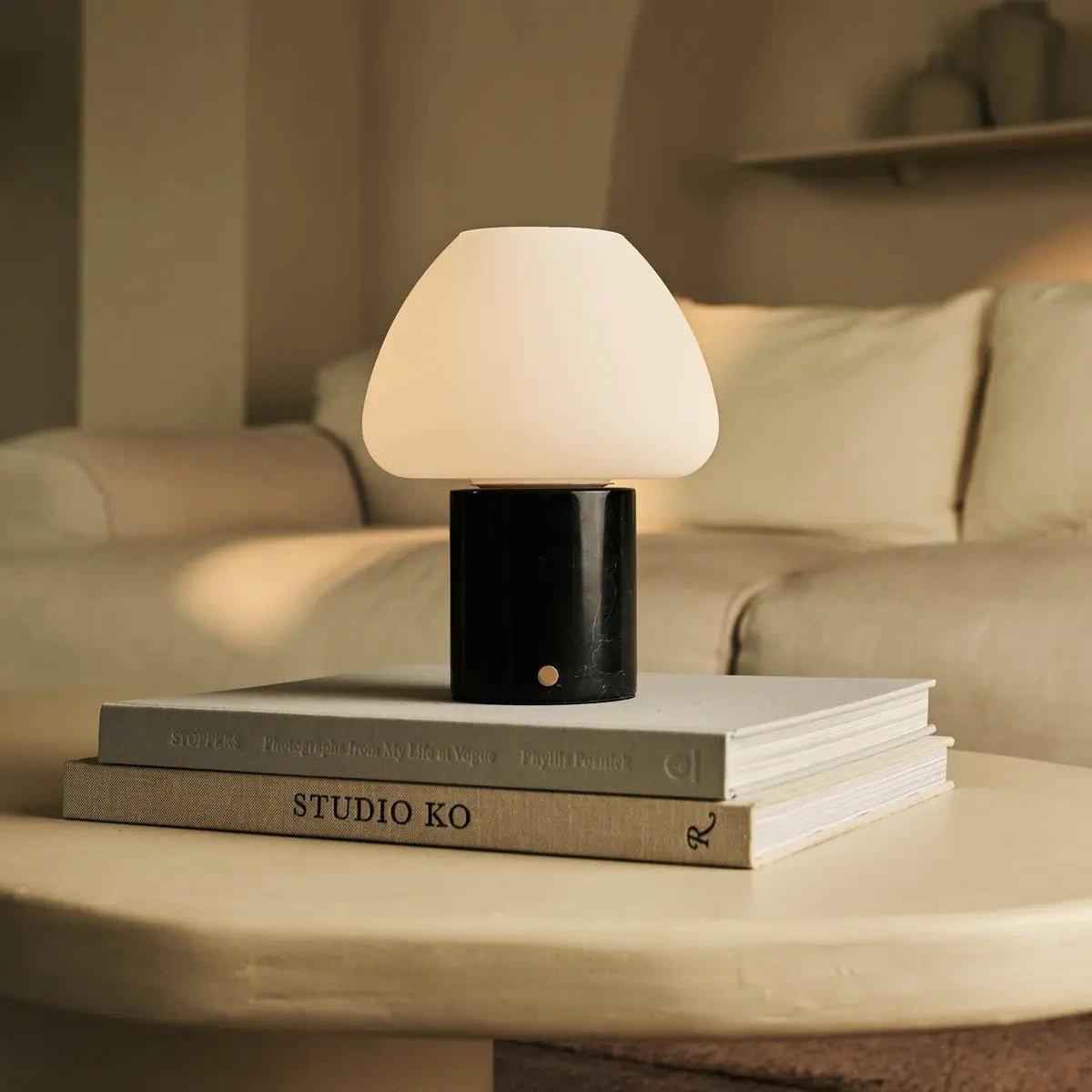 Ostade Black / Nero Marquina - Uniek oplaadbare marmeren tafellamp met 3 lichte kleuren en dimfunctie - Afbeelding 7