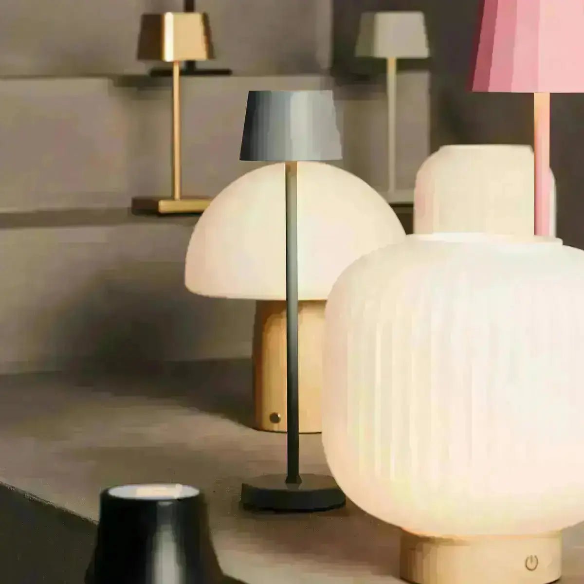 Combi Set Professional-8 x de Pijp Mini koper oplaadbare tafellampen & 1 x Centraal station draadloos laadstation met Qi-Technology - Afbeelding 16