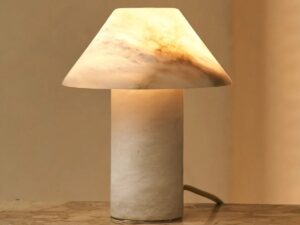 Eleonora stijlvolle albasten lamp – handgemaakt, uniek ontwerp met zachte gloed