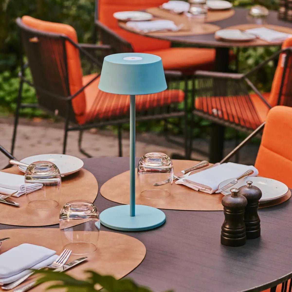 Hugo Amsterdams Blauwe Oplaadbare Ijzeren Tafellamp - Dimbaar, Stijlvol & Snoerloos - Afbeelding 8