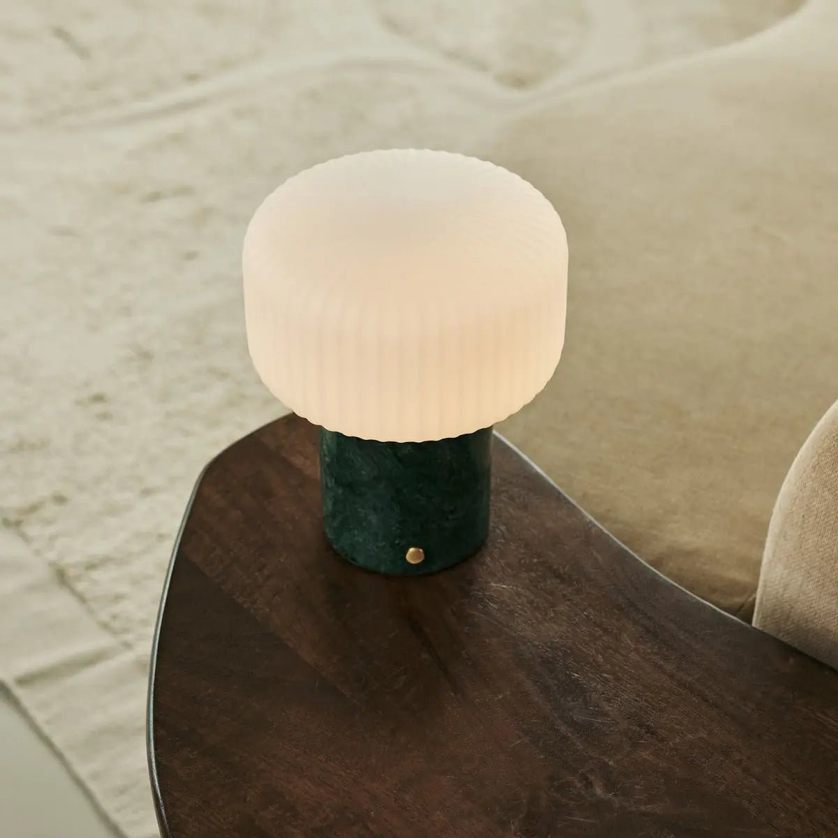 Renoir Green / Verde Alpi - Marmeren oplaadbare tafellamp - Draadloos, USB -oplaadbaar en tot 100 uur verlichting - Afbeelding 5