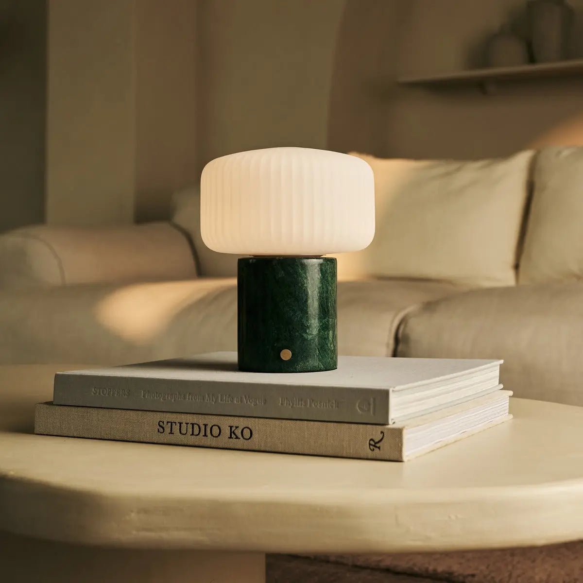 Renoir Green / Verde Alpi - Marmeren oplaadbare tafellamp - Draadloos, USB -oplaadbaar en tot 100 uur verlichting - Afbeelding 7