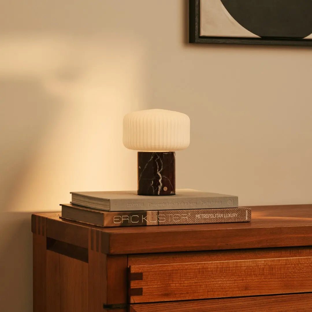 Renoir Red / Rosso Levanto - Marmeren oplaadbare tafellamp - Draadloos, USB -oplaadbaar en tot 100 uur verlichting - Afbeelding 13