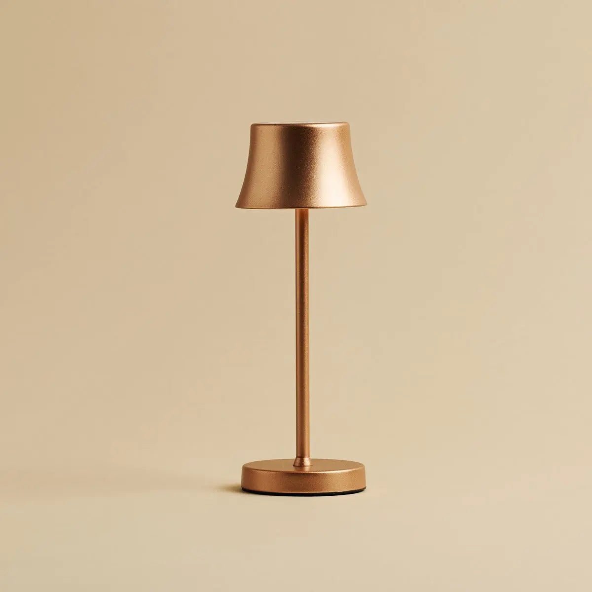 Combi Set Professional-8 x de Pijp Mini koper oplaadbare tafellampen & 1 x Centraal station draadloos laadstation met Qi-Technology - Afbeelding 14